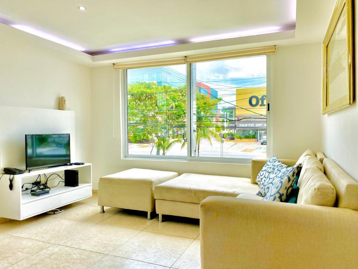 Apartamento Calido Y Moderno En La Entrada De La Zona Hotelera แคนคูน ภายนอก รูปภาพ